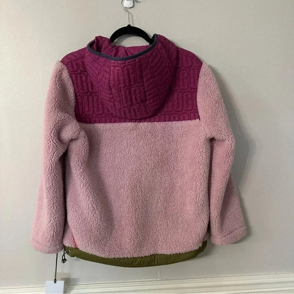 UGG Iggy Sherpa Half Zip Pullover Pink with Hood & Pockets Women's Size XS NWT - Picture 12 of 12